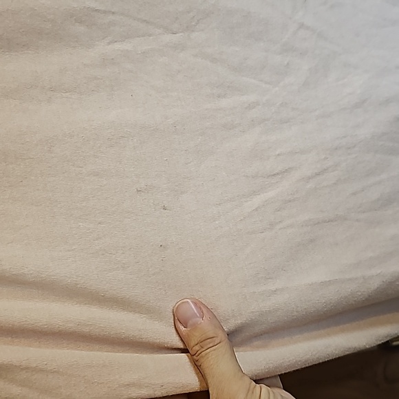 Large super cute Easter bunny 🐰 t shirt - Picture 3 of 4